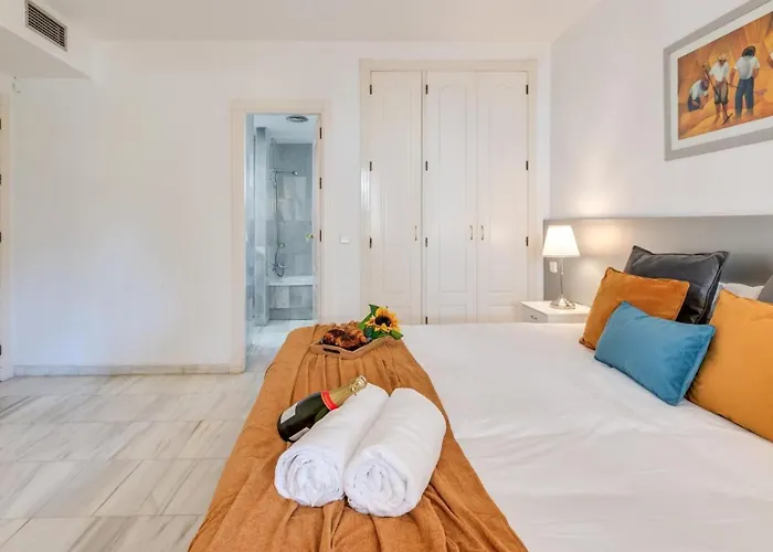 Mediterranean Hidden Treasure At Puerto Banus Марбелья