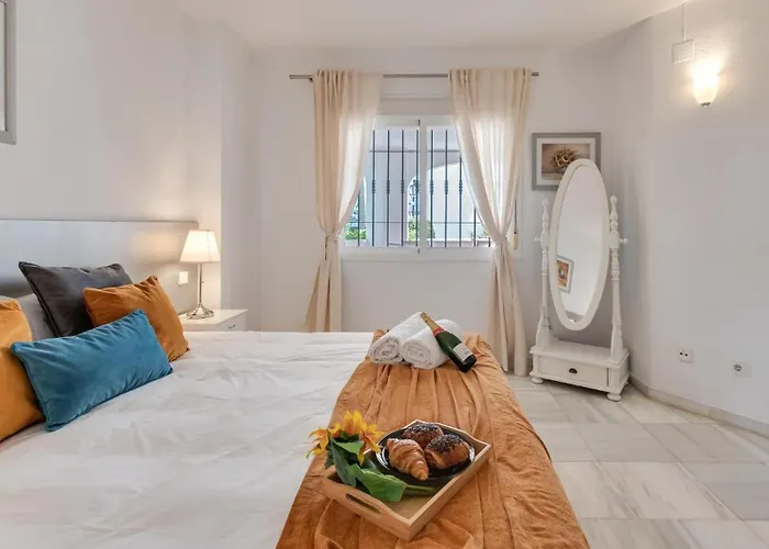 Mediterranean Hidden Treasure At Puerto Banus Марбелья