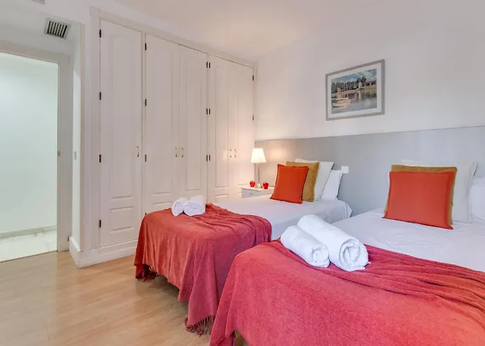 Mediterranean Hidden Treasure At Puerto Banus Апартаменти *