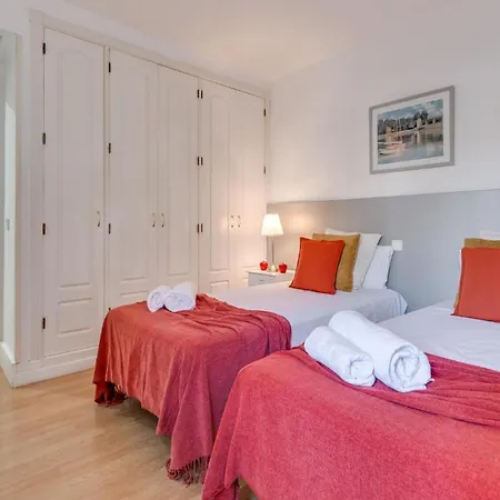 Mediterranean Hidden Treasure At Puerto Banus Apartment *