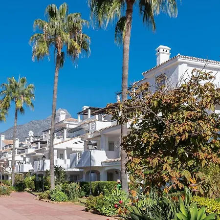 Apartment Mediterranean Hidden Treasure At Puerto Banus *