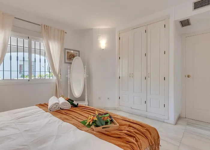 شقة Mediterranean Hidden Treasure At Puerto Banus *