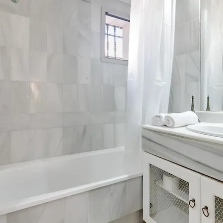 Mediterranean Hidden Treasure At Puerto Banus * Marbellac