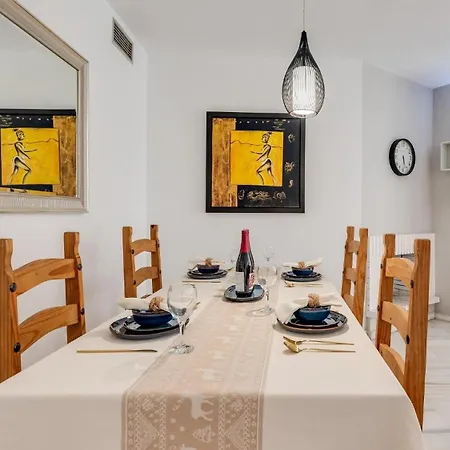 Mediterranean Hidden Treasure At Puerto Banus Apartment