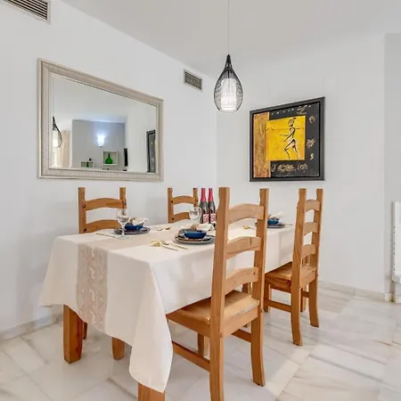 Mediterranean Hidden Treasure At Puerto Banus * マルベーリャ