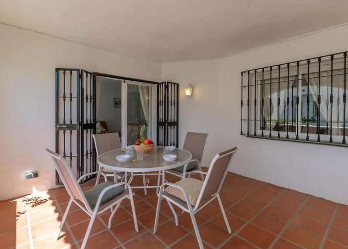Mediterranean Hidden Treasure At Puerto Banus Apartamento *